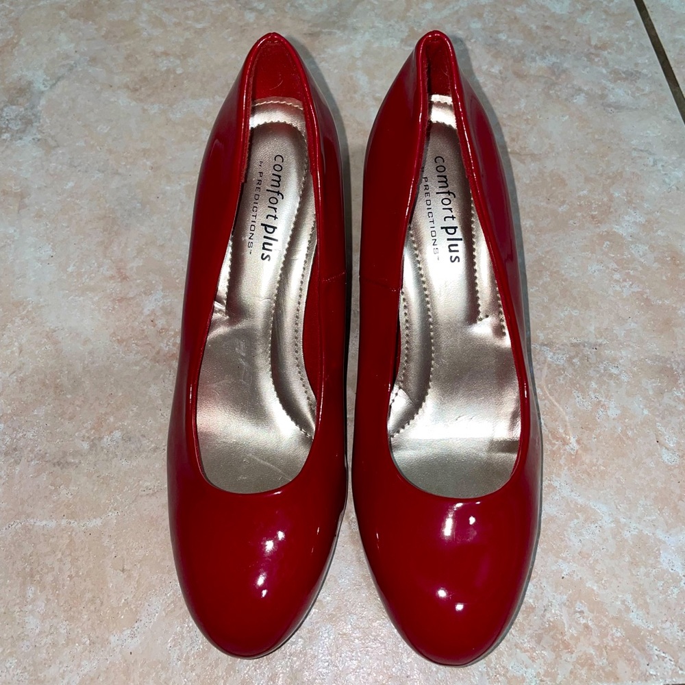 Size 5 red heels